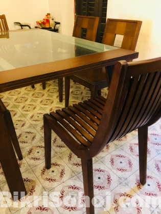 Hatil Dining Table Almost New